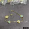 Marca de Luxo High-End Pulseira de Trevo de Quatro Folhas Redondo em Forma de Diamante, Flor de Quatro Pétalas, Flor de Cinco Pétalas para Mulheres, Madrepérola Branca, Madrepérola Rosa, Modelo Popular, Vendas Diretas por Transmissão ao Vivo
