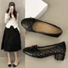 26 sapatilhas rasas com laço estilo francês para mulheres, sapatos Mary Jane plataforma versáteis, sapatos elegantes para o dia a dia, primavera e outono de 2026