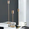 Portavelas de Hierro Forjado Estilo Nórdico Chapado en Oro Adorno de Mesa de Comedor de Hotel de Lujo Ligero Velada a la Luz de las Velas Portavelas Metálico