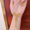 Colar com Pingente de Flor de Areia Dourada Vietnamita, Versátil para Mulheres, Verão, Duradouro, de Alto Padrão, Nova Joia Chinesa Imitação de Ouro