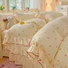 26 novos modelos de conjuntos de cama de quatro peças, capa de edredom de gaze de camada dupla, capa de colcha de renda, uso em todas as estações, lençol de cama acolchoado, roupa de cama estilo capa de cama