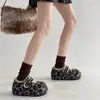 Zapatos Birkenstock Cálidos de Felpa Suave con Forro de Lana para Mujer 2025 Invierno Nuevos Zapatos Versátiles Slip-On de Suela Gruesa para Aumentar la Altura