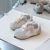 Zapatos Deportivos Infantiles Estilo Coreano, Zapatos Casuales de Malla con Suela Suave para Niños, Primavera y Verano Retro, con Velcro, Transpirables para Niños Pequeños Niñas