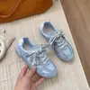 Zapatillas de Entrenamiento Alemanas de Gamuza con Suela Gruesa para Mujer, Nuevo Estilo Primavera y Otoño 2026, con Cordones Dobles de Color Sólido, Tenis Casuales Transpirables para Mujer