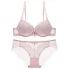 1723 fabricantes lote spot de meninas europeias e americanas sexy com renda reunida menos senhoras conjunto de sutiã e calcinha sutiã grosso