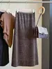 Saia Midi de Cintura Alta Estilo Coreano com Estampa de Leopardo Linha A para Mulheres Outono Nova Chegada Emagrecedora Versátil Chique Camurça