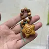 Liquidação de um pequeno estoque, diversos materiais, pulseiras, correntes de mão, pingentes para bolsas