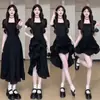 Um Vestido, Quatro Maneiras de Usar: Vestido de Manga Curta com Design Acinturado, Efeito Emagrecedor, Saia Longa Franzida, Vestido Leve Preto e Vermelho Tomate para o Trabalho