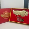 Adorno de Arowana con Hoja de Oro 999, Decoración Dorada para Escritorio de Oficina, Regalo Empresarial para Clientes, Venta al por Mayor
