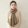 Cachecol 100% cashmere puro com padrão de losangos, um cachecol simples, macio e versátil para mulheres, proporcionando calor e proteção contra o frio, em um design de comprimento médio