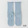 Calcetines de Yoga con Bordes Fruncidos, Calcetines Antideslizantes de Media Pantorrilla para Fitness en Interiores, Pilates, Calcetines Largos de Color Sólido para Mujer, Calcetines de Yoga
