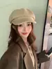 Boina Maillard para Mujer 2025 Nueva Primavera y Otoño Estilo Británico Estilo Japonés Retro Pico de Pato Octagonal Gorra de Periodista Boina de Pintor