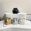 Bolso de Hombro Cruzado de Moda Casual con Cordón, Gran Capacidad, Estética Elegante con Textura, para Viajes, Otoño e Invierno 2025, para Mujer