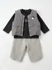 Conjunto de tres piezas de chaleco para bebé niño de otoño e invierno, chaqueta acolchada de algodón sin mangas para bebé niño, camiseta básica, pantalones acolchados, conjunto de niño