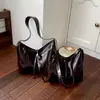 Bolso de mano cruzado casual de cuero encerado para mujer, nuevo modelo otoño 2026, gran capacidad, elegante para el hombro y cruzado diario