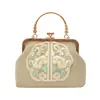 Nova Bolsa de Mão Bordada de Alta Qualidade Estilo Chinês com Fecho de Clipe, Adequada para Mulheres, Pode Ser Usada como Bolsa de Ombro ou Transversal, Combinada com uma Saia Mamian ou Cheongsam