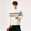 Tricô de Alta Qualidade 2026 Novo Bloco de Cores Retrô Listrado Gola Redonda para Homens e Mulheres, Outono/Inverno Textura Tridimensional Espessada
