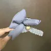 2026 Nuevo Estilo Pinza para el Cabello con Lazo Grande de Terciopelo Rojo, Accesorio para el Cabello para Niñas, Tocado de Princesa Nupcial de Borla de Alta Gama