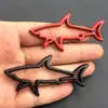 Emblema de coche modificado de tiburón de aleación, pegatinas traseras y laterales resistentes a los arañazos, pegatinas decorativas metálicas de tiburón hueco