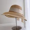 Chapéu de Palha Moda Verão Casual Versátil Temperamento Chapéu Bucket de Aba Larga Colorido Proteção Solar para Mulheres Férias na Praia Tendência