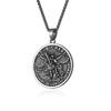 Joyería europea y americana de acero inoxidable al por mayor nuevo retro dios guardián tarjeta redonda colgante con letras collar de hombre de acero de titanio