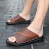 Chinelos Respiráveis de Couro Masculinos, Novo Estilo de Verão, Sapatos de Praia de Tamanho Grande para Jovens, Chinelos Casuais Antiderrapantes