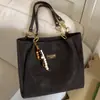 Bolsa Retro da Moda para Mulheres 2025 Novo Inverno Super Popular Simples Versátil Bolsa de Ombro Grande Capacidade Bolsa Tote para o Dia a Dia