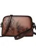 Bolso de Mano Retro para Mujeres de Mediana Edad y Mayores, Casual y Versátil, Elegante Bolso Cruzado para Teléfono Móvil de Estilo Étnico Chino con Relieve