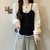 Top de moda de primavera nuevo para mujer talla grande, adelgazante y rejuvenecedor, con ribete de volantes, diseño de dos piezas falso, top holgado de manga larga