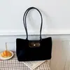Bolsa tote de alta qualidade para o dia a dia, grande capacidade, bolsa de ombro de camurça moderna e retrô, bolsa de axila moderna para o dia a dia