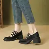 Sapatos Mary Jane Quadrados Retrô para Mulheres, Sapatilhas de Salto Alto com Tira Cruzada, Sapatos de Couro da Moda Versáteis Casuais para Aumentar a Altura