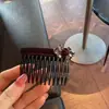 Peine de Flores de Terciopelo Vintage para Acomodar el Cabello en la Parte Posterior de la Cabeza, Peine para Flecos Estilo Coreano, Nuevo Modelo Celebridad de Internet 2026