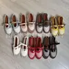 Sandalias de Malla Transpirable de Suela Suave de Talla Grande Transfronterizas para Mujer, Zapatos Nuevos de Malla Hueca Planos, Zapatos Mary Jane, Artículos de Venta Caliente Transfronterizos