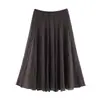 Atacado de fabricante de roupas femininas transfronteiriço 2026 novo comércio exterior estilo europeu e americano saia simples versátil cor sólida