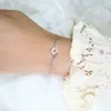 Pulsera Doble con Forma de Corazón para Mujer, Regalo Sencillo de Cumpleaños para Mejor Amiga, Joyería Popular para Mano, Pulsera Asequible Brillante con Corazones Huecos Entrelazados