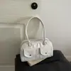 Estilo europeo y americano, de alta gama, bolsa Boston de gran capacidad, nueva colección otoño 2026, con un diseño simple y versátil, adecuada para llevar al hombro o en la mano