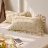 2026 Funda de Almohada de Tejido Waffle 100% Algodón para el Hogar con Encaje Cubierta Interior para Relleno de Almohada Venta al por Mayor