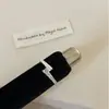 Novo Anel de Zircônia Micro-Pavimentado para Mulheres, Nicho de Luxo Leve, High-End, Exquisito, Fashion, Elegante e Versátil