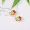 Novas contas espaçadoras estilo chinês antigo de esmalte dourado com flor de pessegueiro, peixinhos e pentagrama. Acessórios de joias DIY estilo chinês tradicional para pulseiras e colares