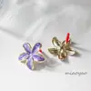 Flores de Fada Coloridas Temperamento Gentil Elegante Francês Gota Esmaltada Brincos DIY Personalidade Versátil Sentido de Alto Padrão Ornamentos de Orelha