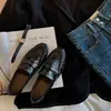 Versión de Piel de Vaca Zapatos Mocasines Hechos a Mano con Patrón de Anguila para Mujer Slip-ons de Tacón Grueso Fruncidos Versátiles Suela Gruesa Estilo Británico Zapatos Pequeños de Cuero