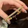 Pulsera Geométrica de Moda Ovalada con Diamantes para Mujer Pulsera de Temperamento Retro Francés Lujo Ligero Pulsera de Temperamento de Gama Alta Venta al por Mayor
