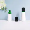 En stock botella cónica blanca de espuma de 60 ml, botella espumadora de PET para mousse de 100 ml, dispensador portátil de espuma facial