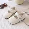 Nuevos Zapatos de Princesa de Encaje de Conejito Lindo para Niñas Zapatos de Bebé de Cuero Velcro Suela Suave Cómoda Antideslizantes Zapatos para Caminar