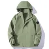 Chaqueta para Mujer Primavera y Otoño Delgada 2025 Nueva Impermeable y Cortavientos Pequeña Desmontable de Una Sola Capa Rompevientos para Pareja