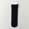 Meias Brancas Femininas de Seda de Gelo, Finas e de Cor Sólida, Adequadas para Primavera e Verão, Meias de Veludo Meia-Panturrilha, Estilo Verão, Meias Femininas Largas (Slouch)