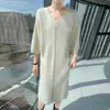 Suéter de Visón Simple Otoño e Invierno Ajuste Delgado Jersey Manga Media Longitud Media Vestido de Punto para Mujer Cuello de Jersey Adelgazante Nuevo