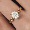 Yincheng Aliexpress Nueva Sucursal Transfronteriza Anillo Moda Femenina Gota de Agua Circonita Joyería Anillo de Flor Venta Directa