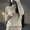 Suéter base de punto 100% lana sin costuras de una sola pieza estilo coreano con cuello semi-alto hueco, color liso, nuevo para otoño e invierno, para mujer