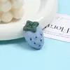 Accesorios de ropa de fresa de dibujos animados, broches, pinzas para el pelo, joyería hecha a mano para DIY, materiales para cadena de teléfono DIY, accesorios de decoración para cortinas